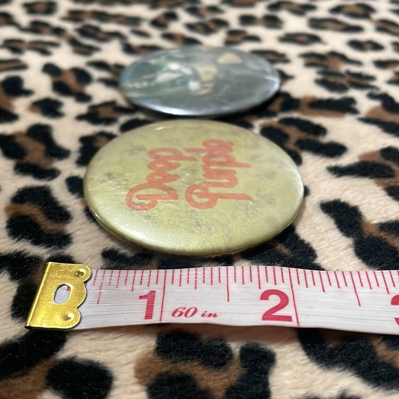 DEEP PURPLE 💜 TED NUGENT 🎸 Vintage Rock Button Pin Pinback Collectible 70s - Picture 5 of 14